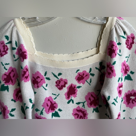 Willow & Wind Floral Sweater Size S - Picture 5 of 10